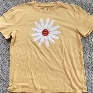 Fifth Sun ladies medium T-shirt new without tags